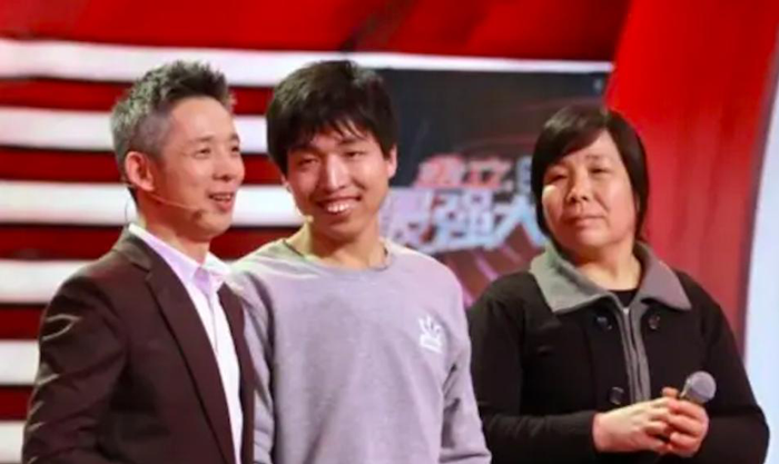 《最强大脑》第3期之“中国雨人” 周玮_ 世界孤独症关注日 | 让来自星星的孩子，不再孤单_OKPay钱包基因